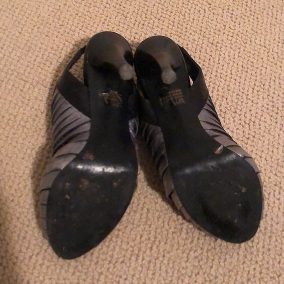 BCBG Heels - Picture 5 of 8